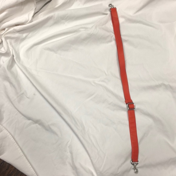 Chic Orange Leather Tote Bag - Picture 8 of 8